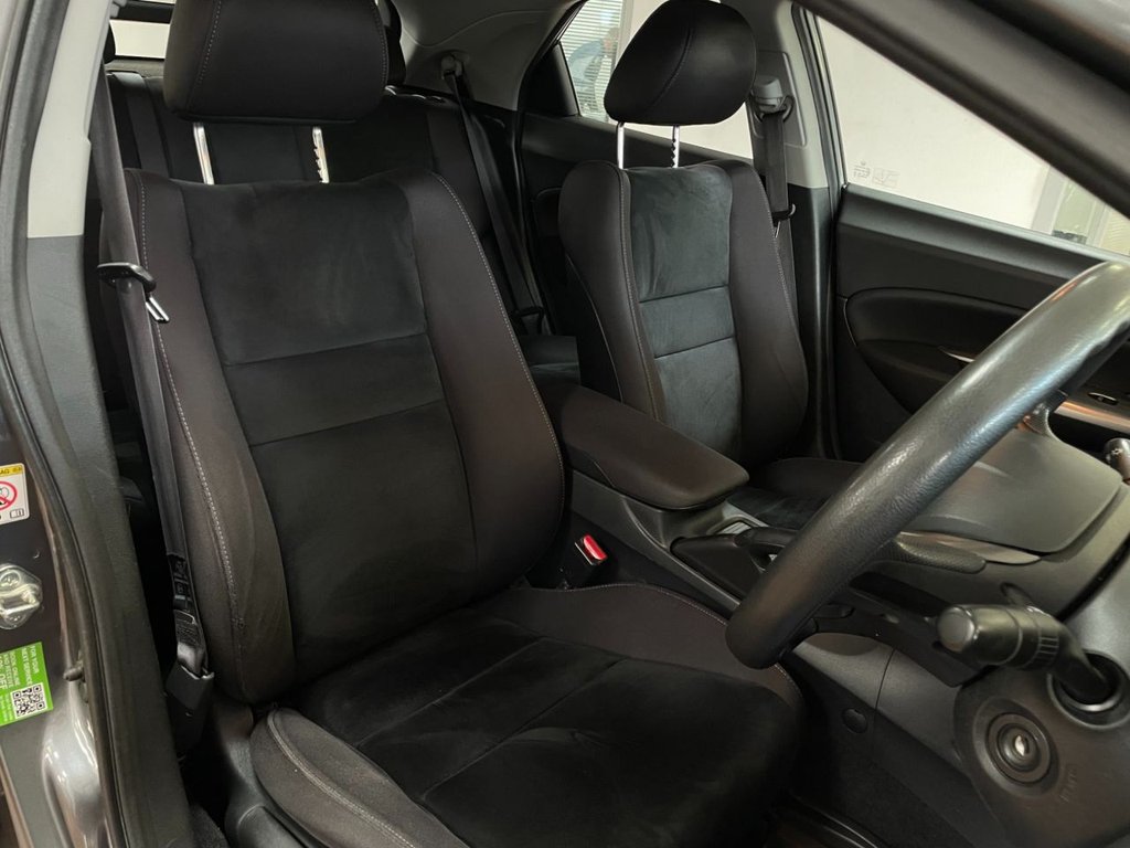 Used Honda Civic 2011 for sale - 76496247: Photo 17