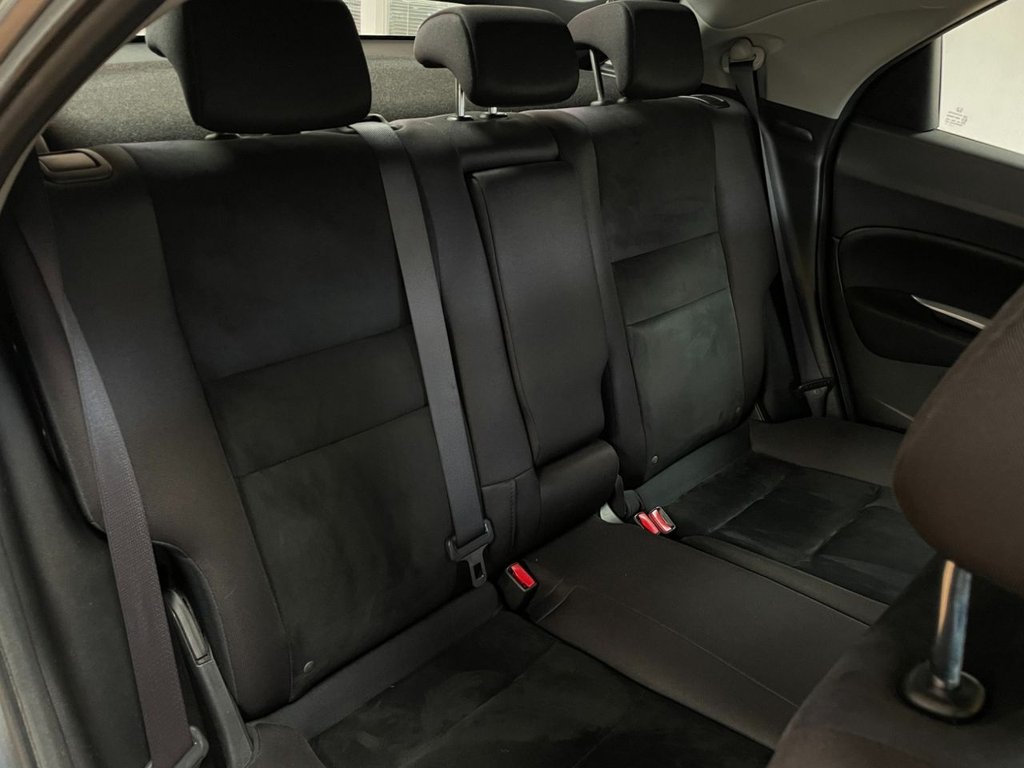 Used Honda Civic 2011 for sale - 76496247: Photo 18