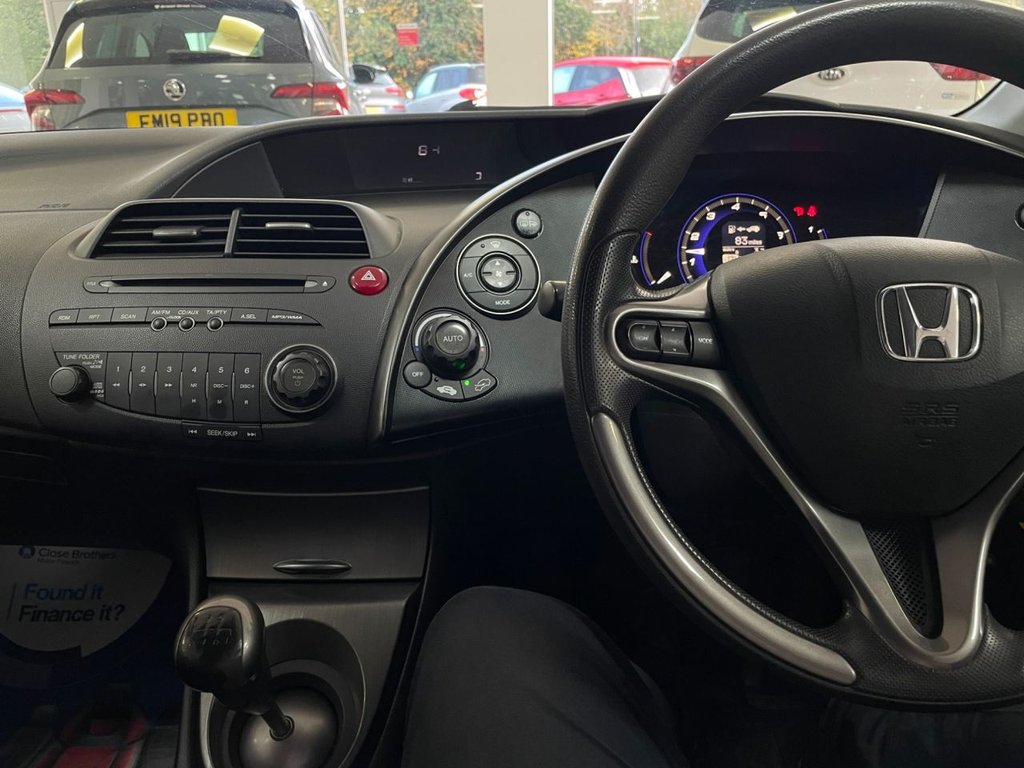 Used Honda Civic 2011 for sale - 76496247: Photo 21