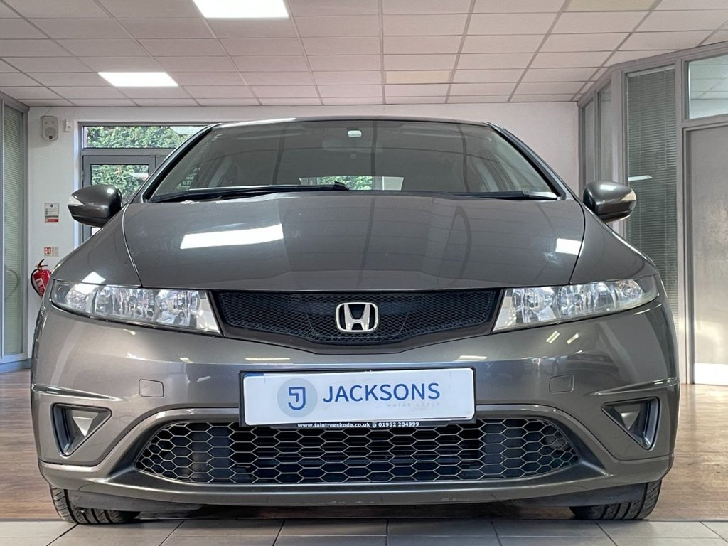 Used Honda Civic 2011 for sale - 76496247: Photo 5