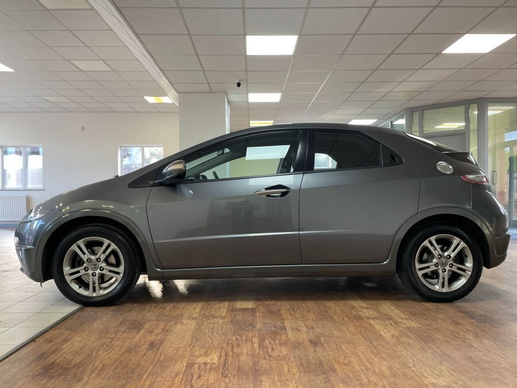 Used Honda Civic 2011 for sale - 76496247: Photo 8