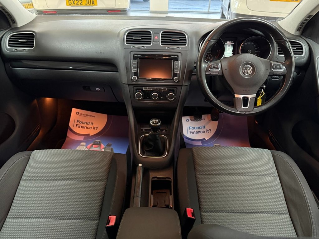 Used Volkswagen Golf 2011 for sale - 76927553: Photo 2