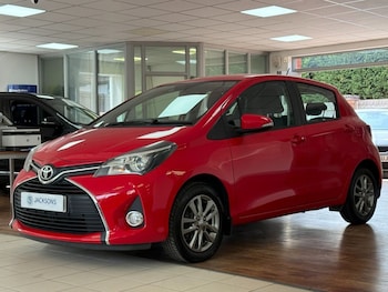 Used Toyota Yaris 2015 for sale - 75602526: Photo