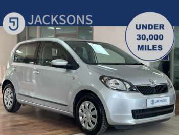 2014 (64) - 1.0 MPI SE 5dr