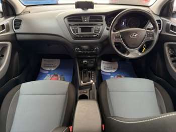 Used Hyundai i20 2016 for sale - 74931129: Photo