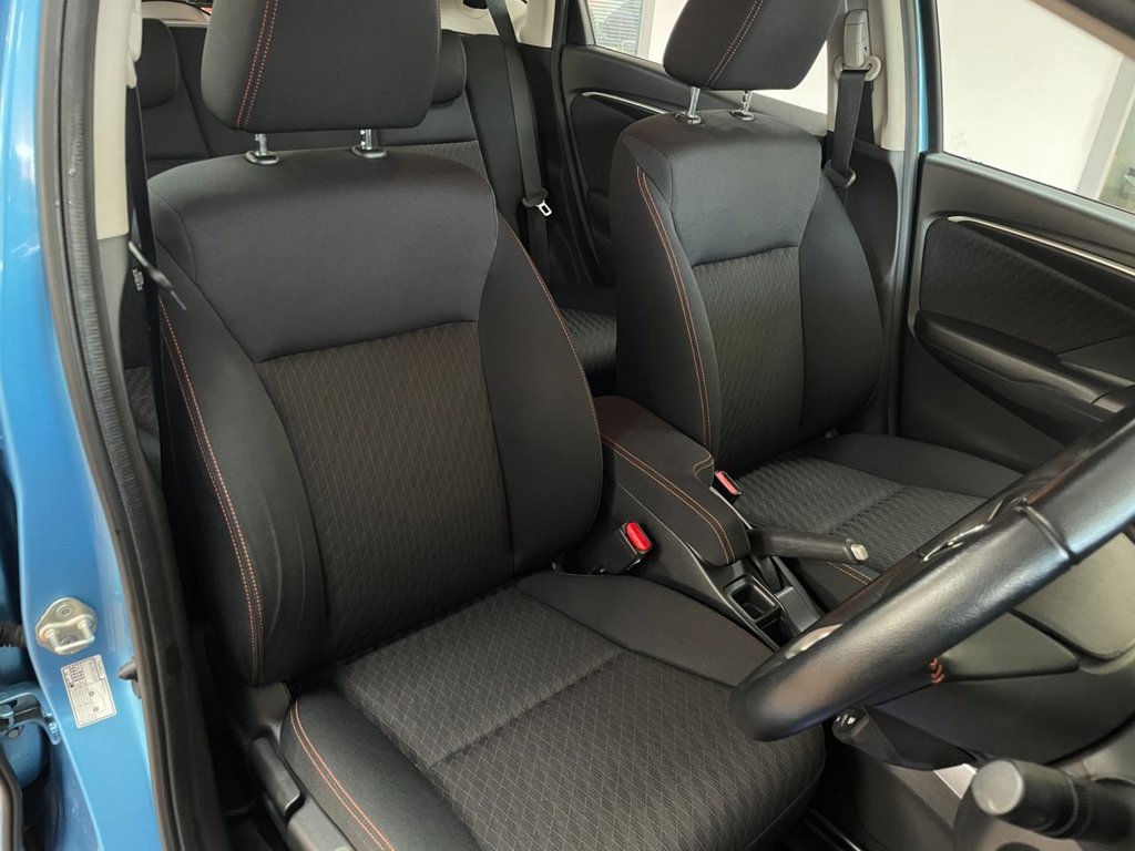 Used Honda Jazz 2018 for sale - 76367961: Photo 17