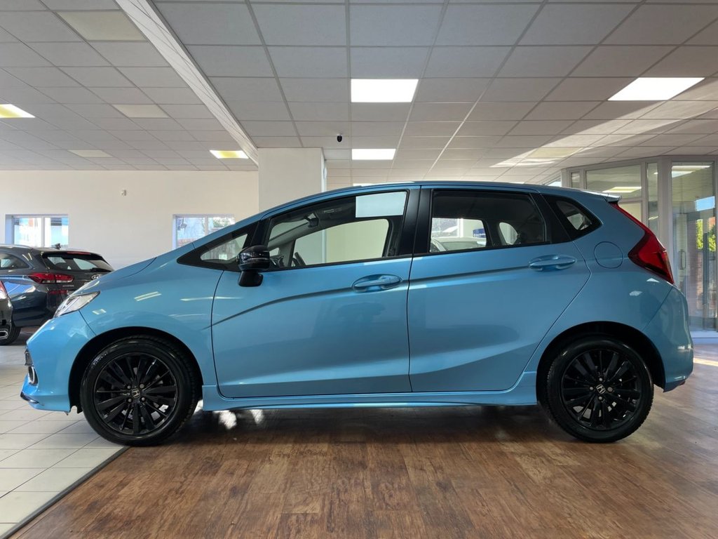 Used Honda Jazz 2018 for sale - 76367961: Photo 8