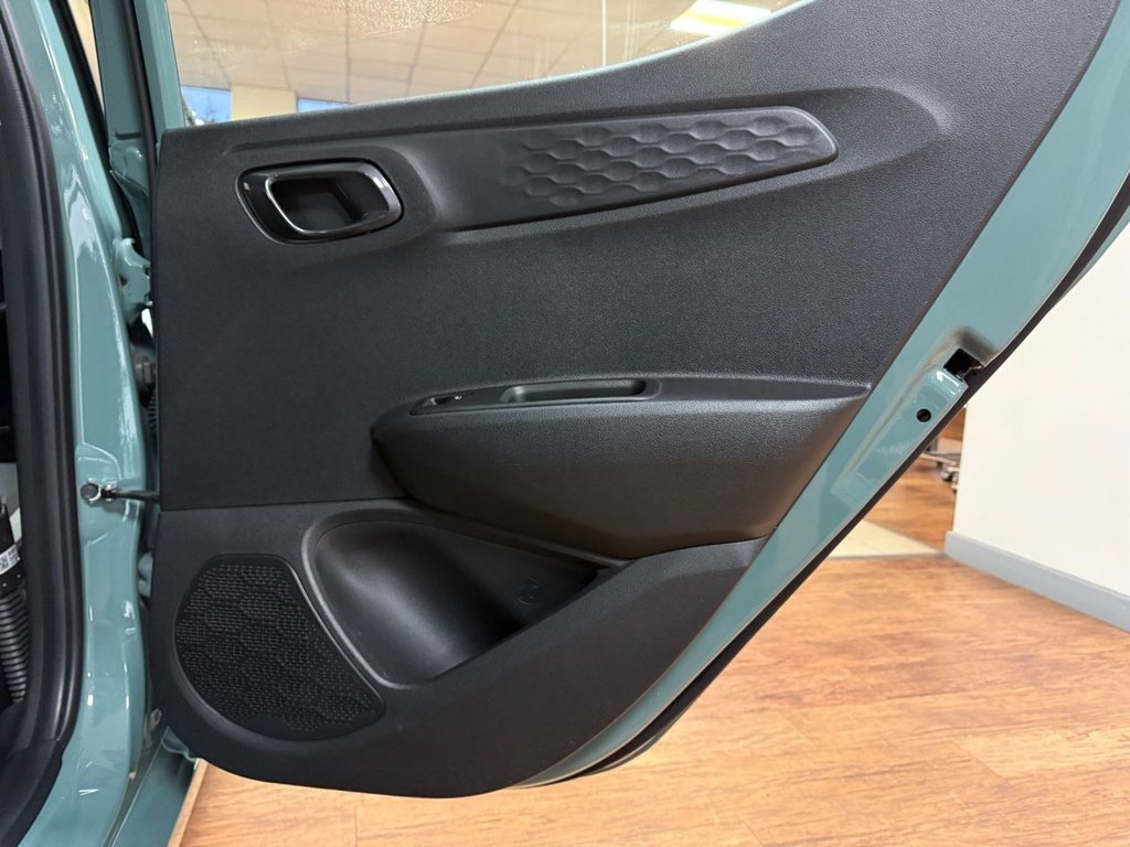 Used Hyundai i10 2022 for sale - 77608869: Photo 35