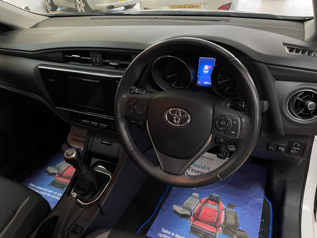 Used Toyota Auris 2015 for sale - 76346001: Photo 14