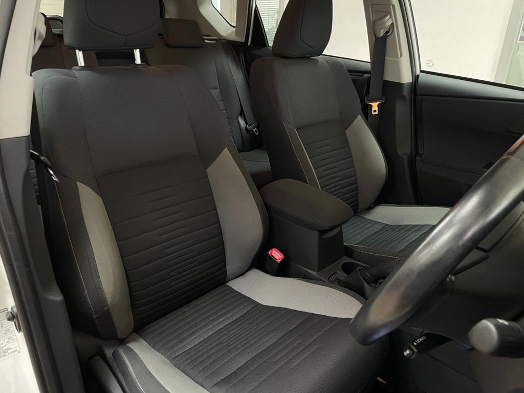 Used Toyota Auris 2015 for sale - 76346001: Photo 16