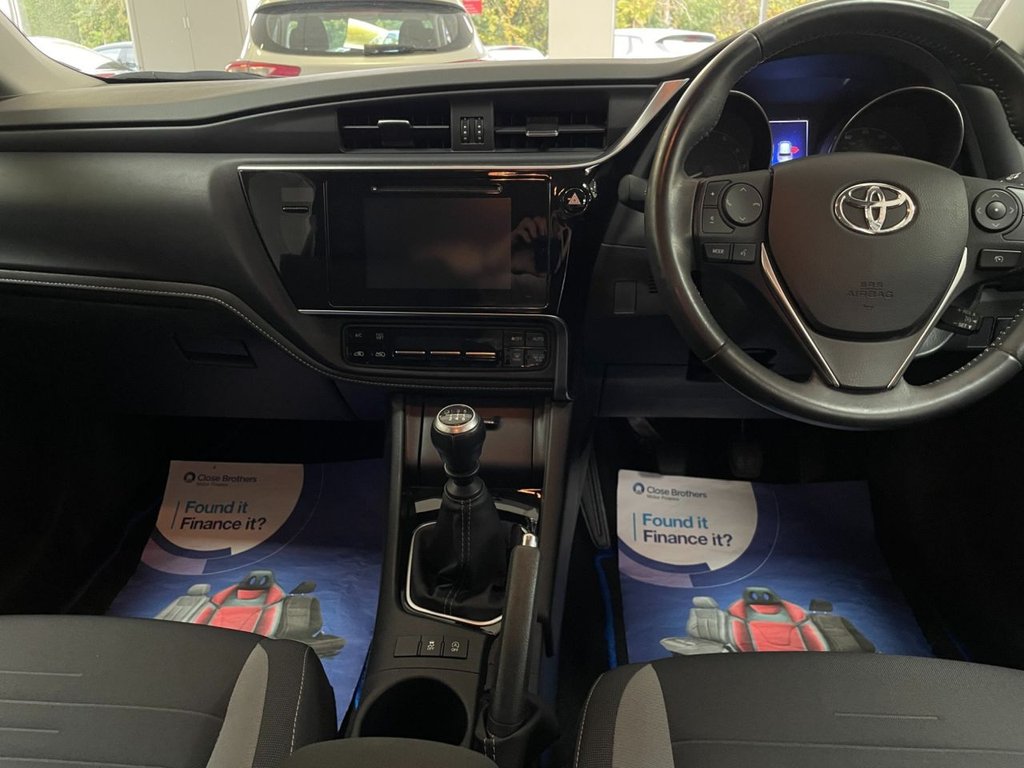 Used Toyota Auris 2015 for sale - 76346001: Photo 18