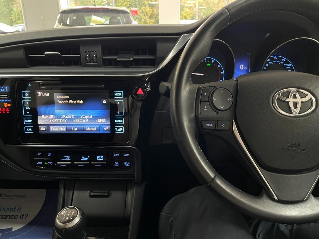 Used Toyota Auris 2015 for sale - 76346001: Photo 20