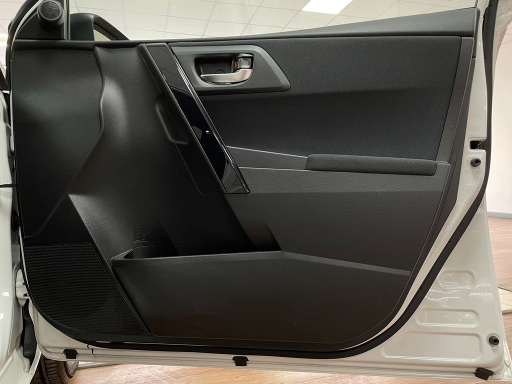 Used Toyota Auris 2015 for sale - 76346001: Photo 38