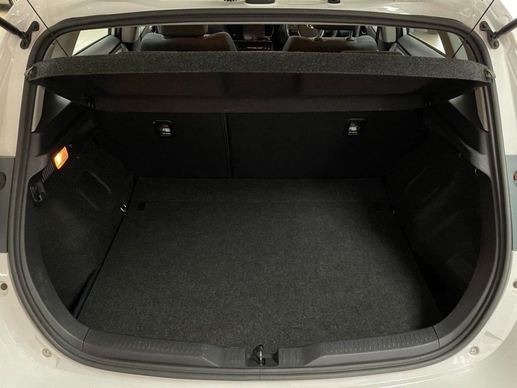 Used Toyota Auris 2015 for sale - 76346001: Photo 43