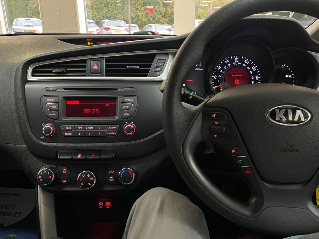 Used Kia Ceed 2018 for sale - 76303689: Photo 21