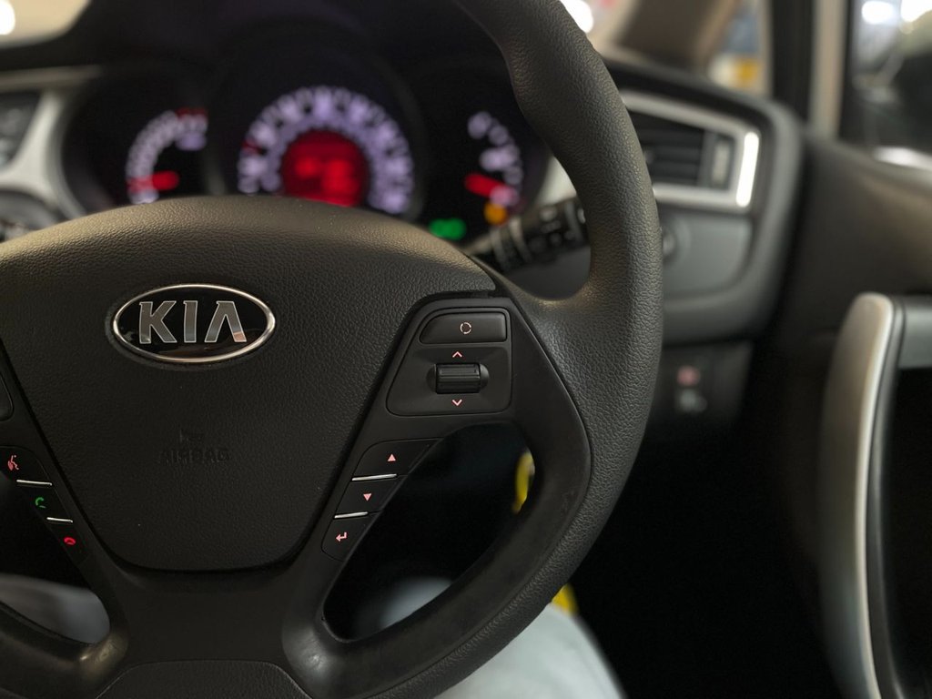 Used Kia Ceed 2018 for sale - 76303689: Photo 27