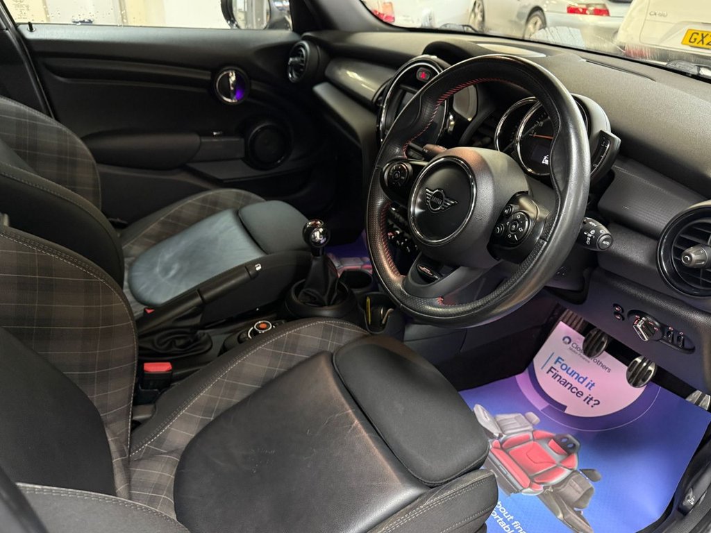 Used MINI Hatch 2019 for sale - 76927557: Photo 15