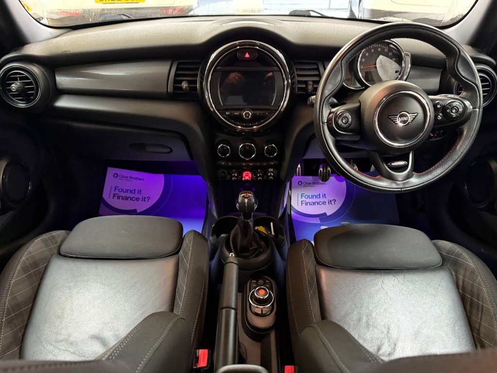 Used MINI Hatch 2019 for sale - 76927557: Photo 2