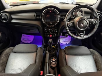 Used MINI Hatch 2019 for sale - 76927557: Photo