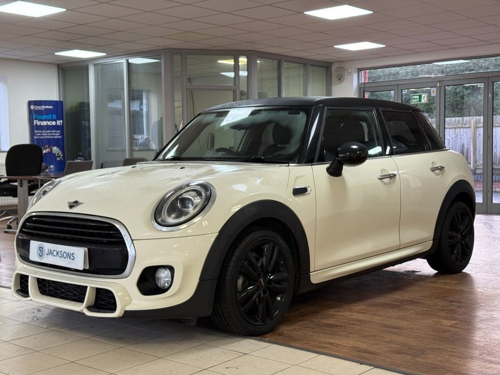 Used MINI Hatch 2019 for sale - 76927557: Photo 4