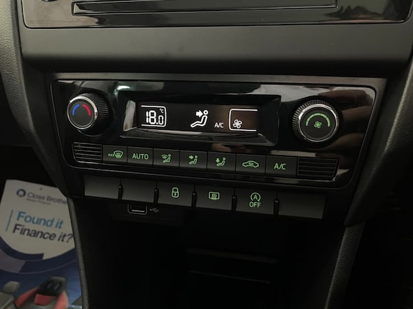 Used Skoda Rapid Spaceback 2019 for sale - 75961978: Photo 27