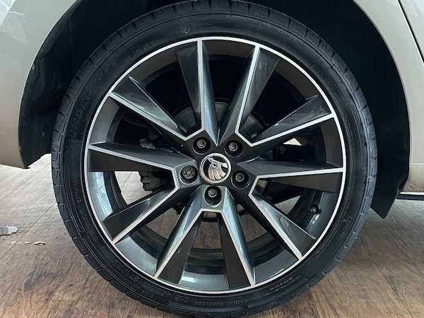 Used Skoda Rapid Spaceback 2019 for sale - 75961978: Photo 36