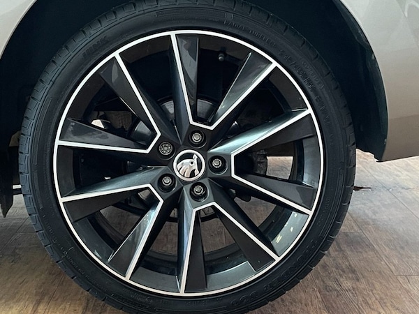 Used Skoda Rapid Spaceback 2019 for sale - 75961978: Photo 37