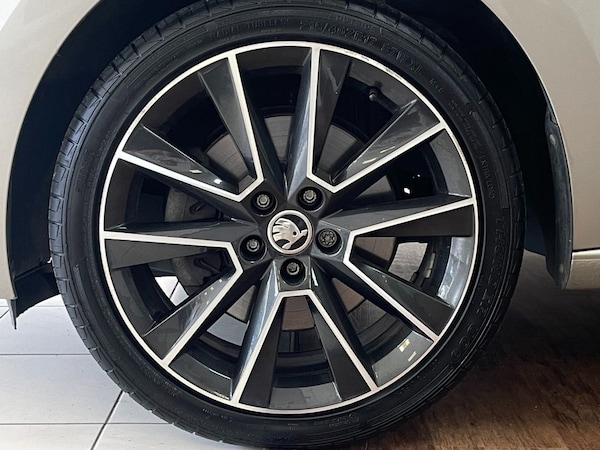 Used Skoda Rapid Spaceback 2019 for sale - 75961978: Photo 38