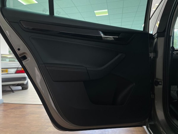 Used Skoda Rapid Spaceback 2019 for sale - 75961978: Photo 42