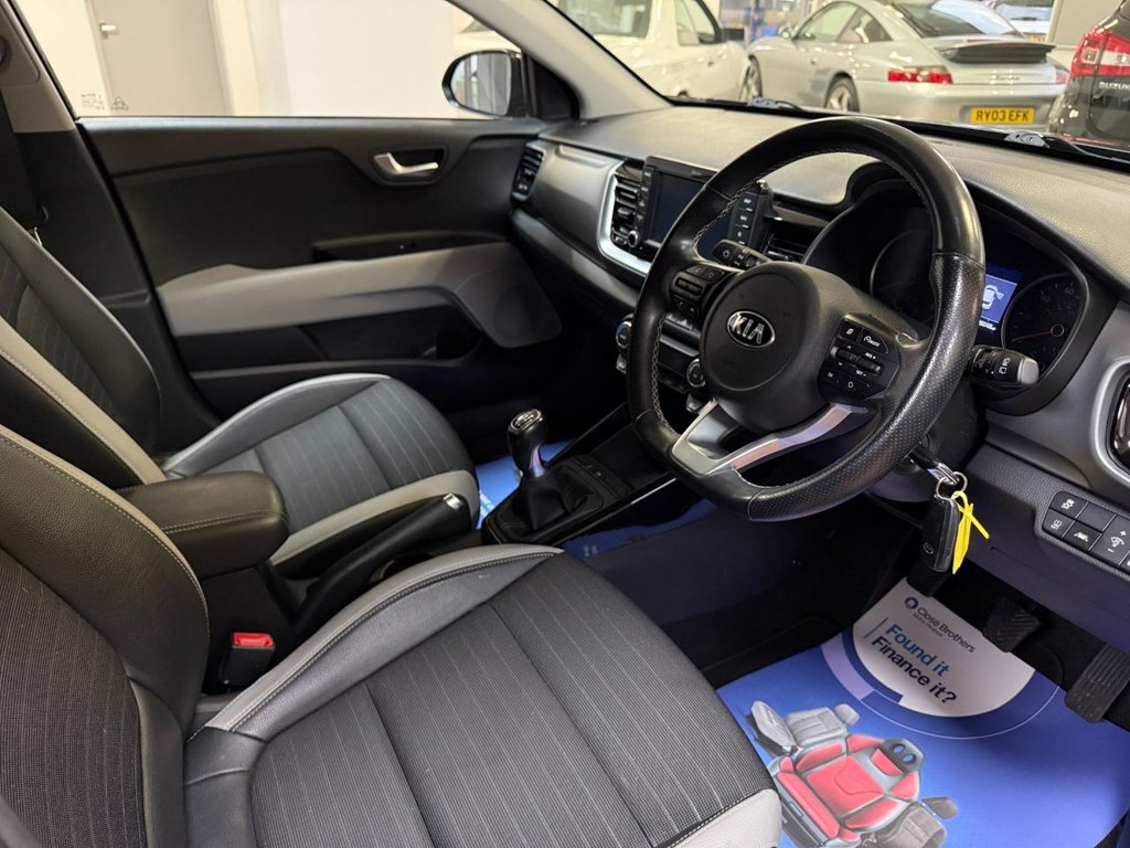 Used Kia Stonic 2020 for sale - 76900359: Photo 15