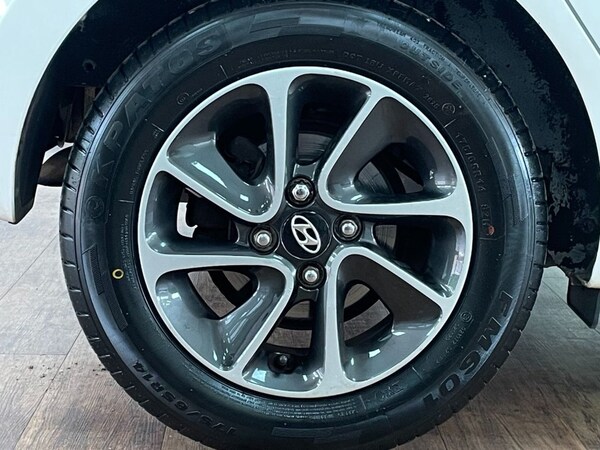 Used Hyundai i10 2018 for sale - 75648099: Photo 32