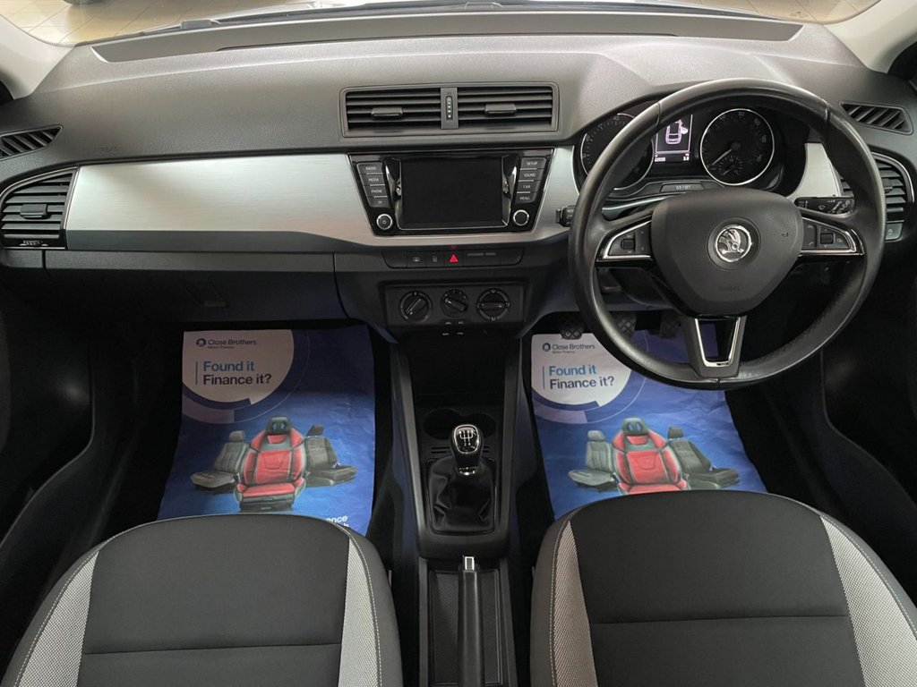 Used Skoda Fabia 2015 for sale - 76346005: Photo 2