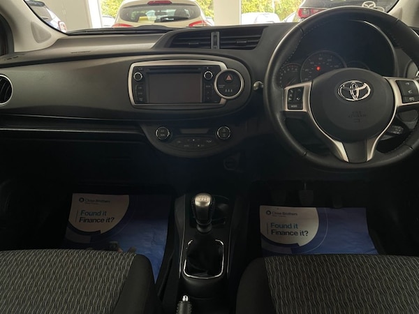 Used Toyota Yaris 2014 for sale - 76132274: Photo 19