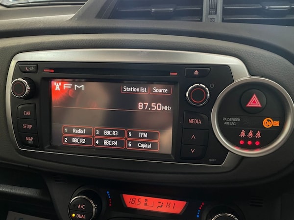 Used Toyota Yaris 2014 for sale - 76132274: Photo 22
