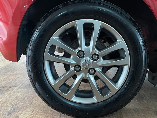 Used Toyota Yaris 2014 for sale - 76132274: Photo 35