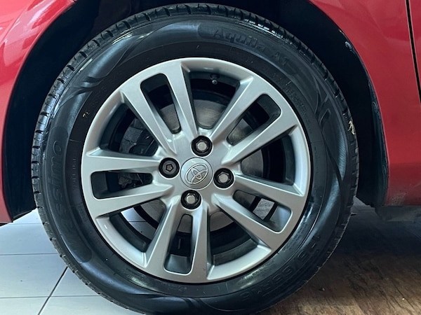 Used Toyota Yaris 2014 for sale - 76132274: Photo 37