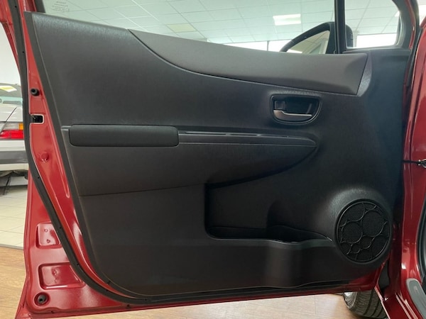 Used Toyota Yaris 2014 for sale - 76132274: Photo 42