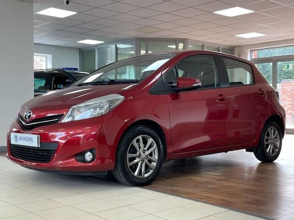Used Toyota Yaris 2014 for sale - 76132274: Photo 4