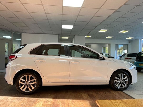 Used Hyundai i30 2018 for sale - 76033547: Photo 13
