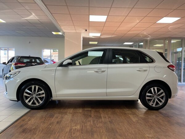 Used Hyundai i30 2018 for sale - 76033547: Photo 9