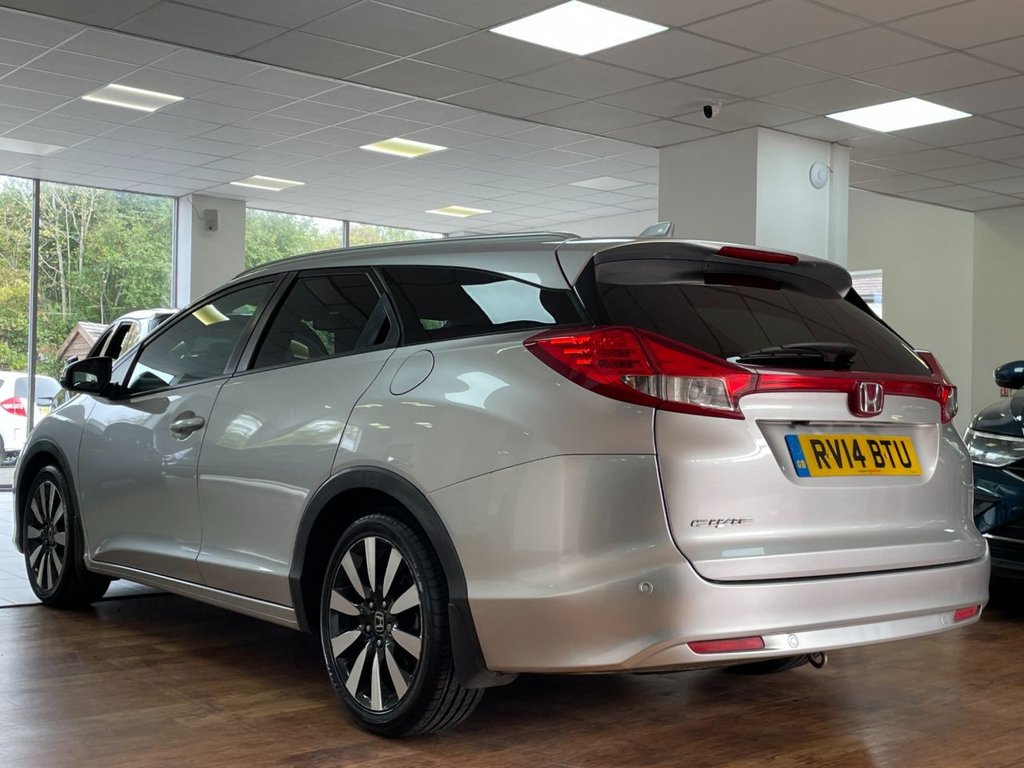 Used Honda Civic 2014 for sale - 76105557: Photo 10