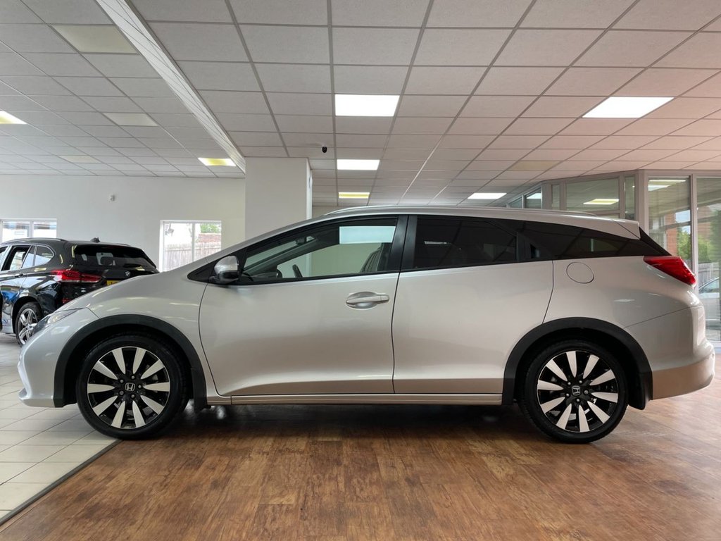 Used Honda Civic 2014 for sale - 76105557: Photo 7