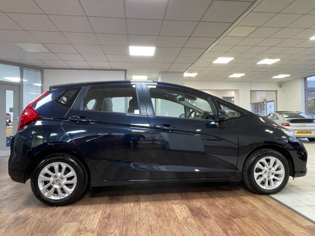 Used Honda Jazz 2019 for sale - 76582079: Photo 13