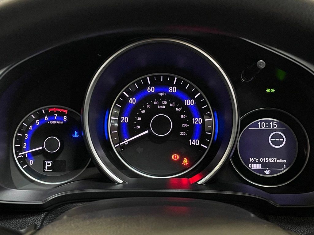 Used Honda Jazz 2019 for sale - 76582079: Photo 30