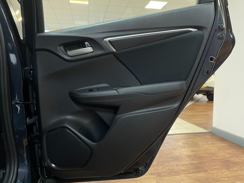 Used Honda Jazz 2019 for sale - 76582079: Photo 38