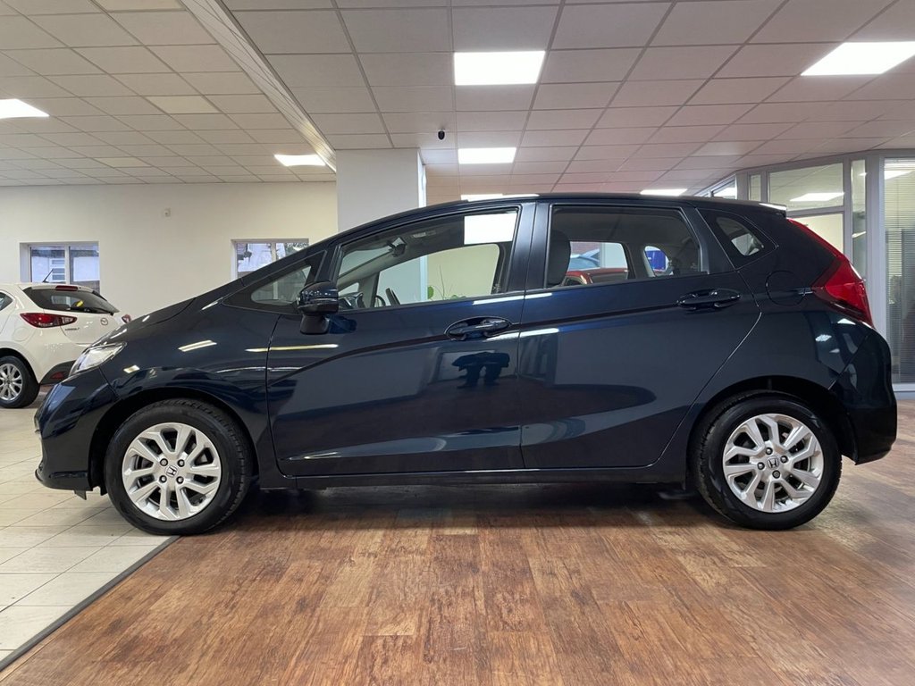 Used Honda Jazz 2019 for sale - 76582079: Photo 8