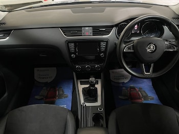 Used Skoda Octavia 2015 for sale - 76256099: Photo 2