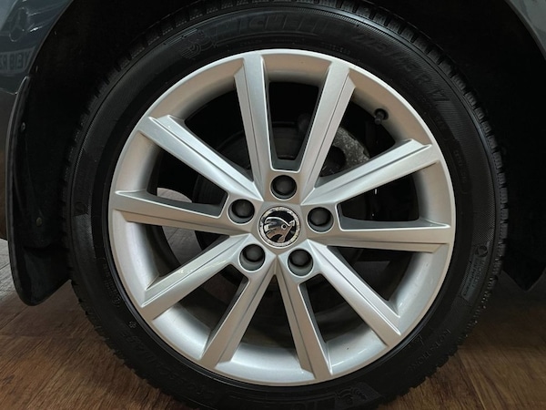 Used Skoda Octavia 2015 for sale - 76256099: Photo 35