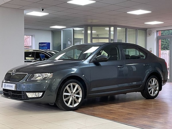 Used Skoda Octavia 2015 for sale - 76256099: Photo 4