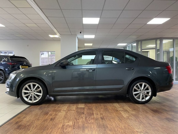 Used Skoda Octavia 2015 for sale - 76256099: Photo 8